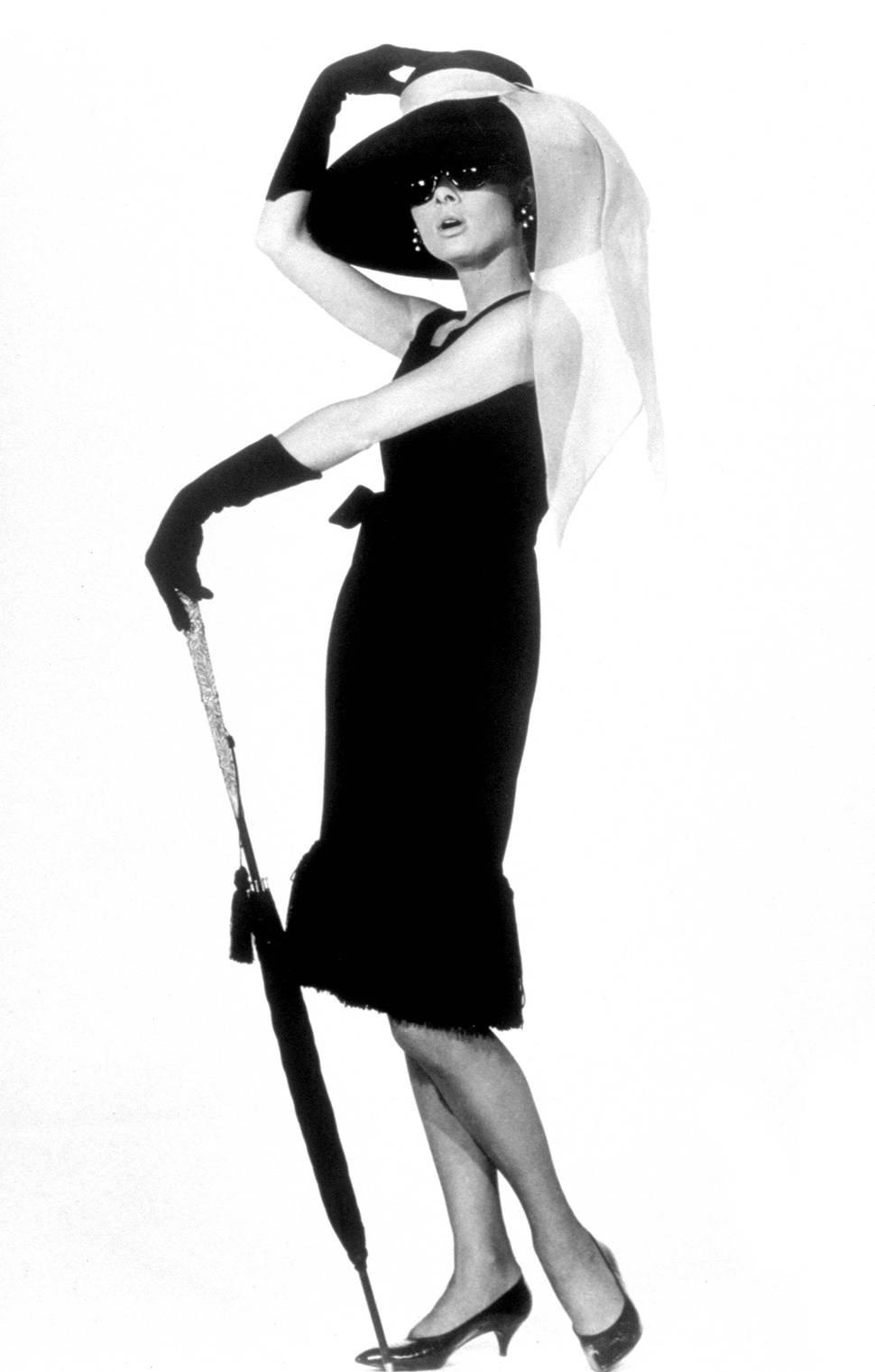 jupe 1960  Audrey-Hepburn-Breakfast-Tiffany's-1961-16.jpg